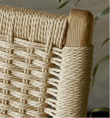 Holz-Patio im Freizeitstil Außen- und Wohnzimmerklappstühle mit natürlicher Rattan-Gewebe