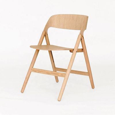 Außenbankettstuhl aus Massivholz Moderner Klappstuhl für Wohn-/Esszimmer im Restaurant/Hochzeitssaal