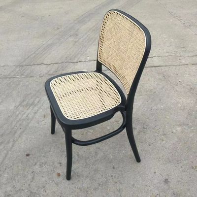 Moderner Hochzeitsstuhl aus Rattan für Bankette und Hochzeiten