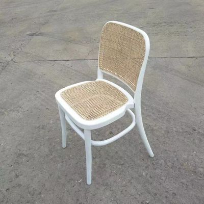 Moderner Hochzeitsstuhl aus Rattan für Bankette und Hochzeiten