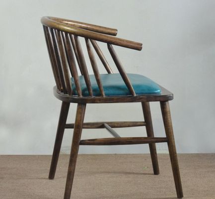 Moderne Holzpolster-Esstuhl Die perfekte Kombination aus Stil und Komfort