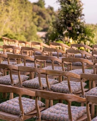 Optinale Farben Moderne Esszessel für Veranstaltungen Zuhause Hochzeit Vermietung von Stühlen Klassiker Rückstapler Esszessel