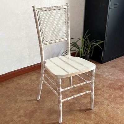 Natürlicher schwarzer robuster Esszimmerstuhl Nordic Design Moderne Probe Massivholz PU Leder für Hochzeitszimmer