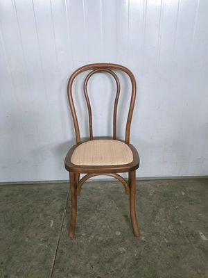 Stackbarer Holzstuhl mit Gewichtsgrenze von 100 kg Moderne Möbel Restaurant Natual Stackbare Rattan-Esstühle