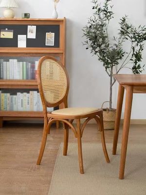 Hotel Bankett Veranstaltung Esszimmer Möbel Luxus Moderne Stapelbare Rattan Holz Hochzeitsstühle für elegante Sitzgelegenheiten