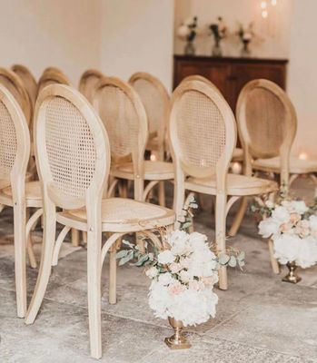 Hotel Bankett Veranstaltung Esszimmer Möbel Luxus Moderne Stapelbare Rattan Holz Hochzeitsstühle für elegante Sitzgelegenheiten