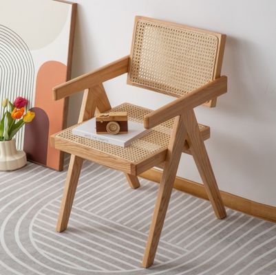 Anpassungs-Armlehnen aus massivem Holz Rattan-Stuhl für klassische Eßmöbel im Inneren von Restaurants