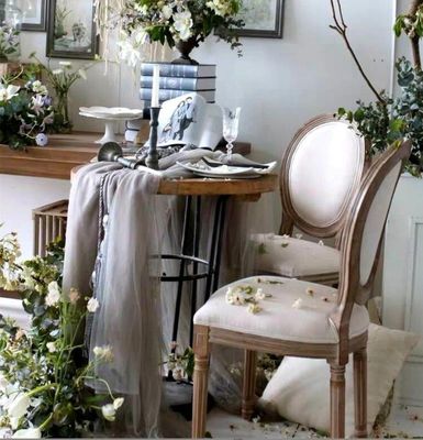 OEM-Dienstleistung Holz aus Massivholz Louis Bankett Holzstuhl für Veranstaltungen NEIN Falten und akzeptieren