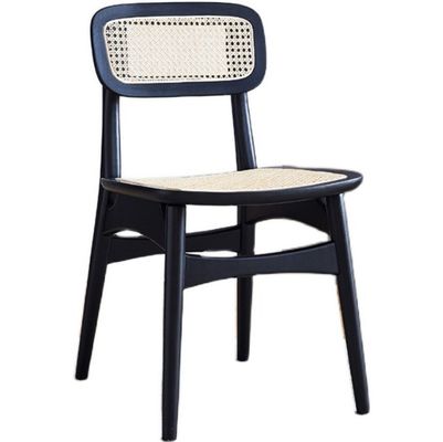 Moderne Design Nordic Praktische Massivholzstuhl Rattan Esszessel für Restaurant