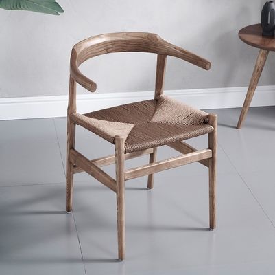 Moderner Holz-Esstischstuhl mit Wunschknochen-Design und antikem Seilsitz