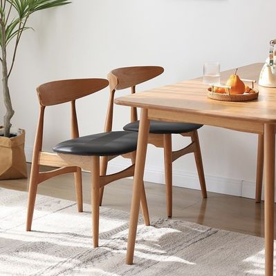 Klassische nordische gepolsterte Holzstühle mit Restaurantstuhl