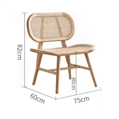 Rattan-Bedeckungsmaterial Moderne Design-Stil Massivholz-Stuhl für wettbewerbsfähige Luxus-Esszimmermöbel