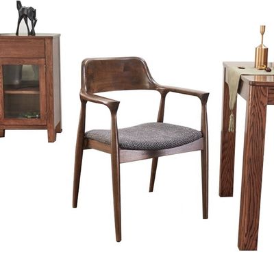 Esszimmermöbel Modernes schwarzes Leder Polster Holz Material Esszessel mit Polsterung und Design