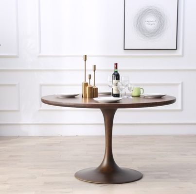 Handgefertigter Holzschreibtisch mit modernem Design