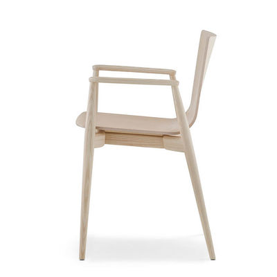 Nordic Light Luxury Solidwood Sessel Leder Polstered Esszessel für Hotel-Café und Wohnzimmer Postverpackung