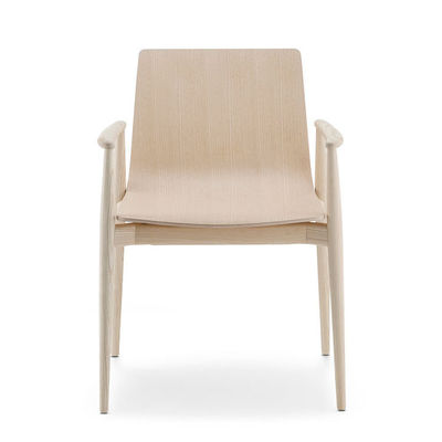 Nordic Light Luxury Solidwood Sessel Leder Polstered Esszessel für Hotel-Café und Wohnzimmer Postverpackung