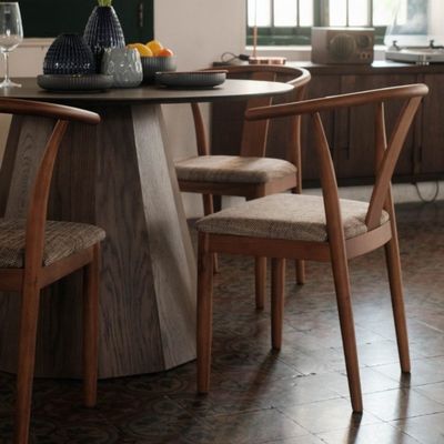 Vintage-Coffee-Shop-Möbel aus Massivholz Speisestuhl aus Wishbone mit Kissen und Mahagoni