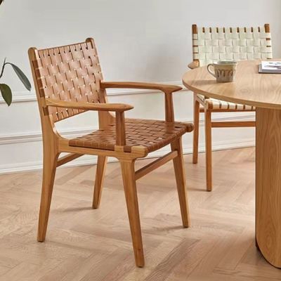 Zwei Jahre Garantie Holz-Esstuhl mit Massivholzrahmen und PU-Leder-Sitzkissen