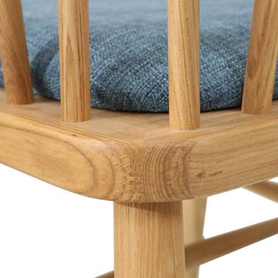 Modernes Design Esszimmermöbel Rückenlehne Armlehne Holz Esszessel im stilvollen Design