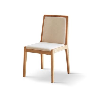 Nordic Polstered Massivholz Esszessel Dauerhafte und anspruchsvolle Gestaltung