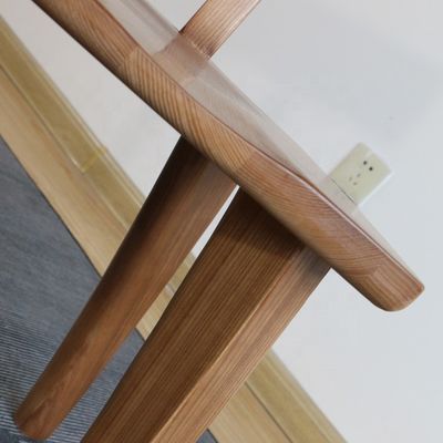 Moderne schwarze Walnussfarbe Holz Nordic Luxuriöse Europa Esszessel innerhalb der Gewichtsgrenze 150kg Postverpackung Y