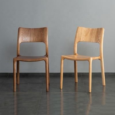 Luxus-Design Holz-Material-Sitz Einfache, prägnante Esszimmer Massivholz Esszimmer für bequeme Sitzgelegenheiten