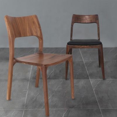 Luxus-Design Holz-Material-Sitz Einfache, prägnante Esszimmer Massivholz Esszimmer für bequeme Sitzgelegenheiten