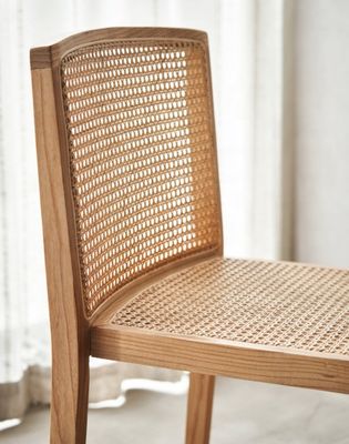 Platzersparnis Stapeln Holz Rattan Esszessel Moderner nordischer Stil für komfortables Essen