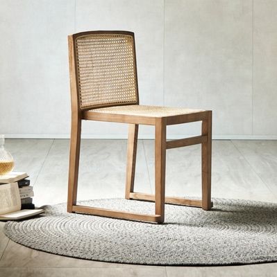 Möbel für das Esszimmer Moderne Massivholz-Esstuhl für Bankette Stapelbare Rattan-Stuhl KEINE Falte