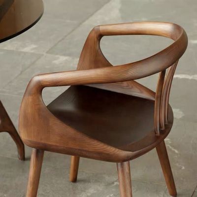 Schwarze Walnuss Luxus Speisesessel Massivholz Rückenstuhl Moderne nordische Freizeit Speisesessel für ein elegantes Essen