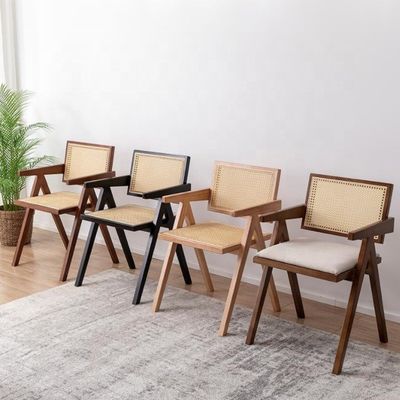 Moderne Restaurant Armlehne Rattan-Rohr Speisestuhl aus festen Materialien und modernem Design