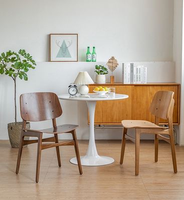 KEINE zusammengeklappte, maßgeschneiderte Gestaltung Luxus-Nordischer Speisesessel aus massivem Holz mit Weißeichrahmen