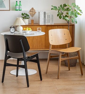 KEINE zusammengeklappte, maßgeschneiderte Gestaltung Luxus-Nordischer Speisesessel aus massivem Holz mit Weißeichrahmen