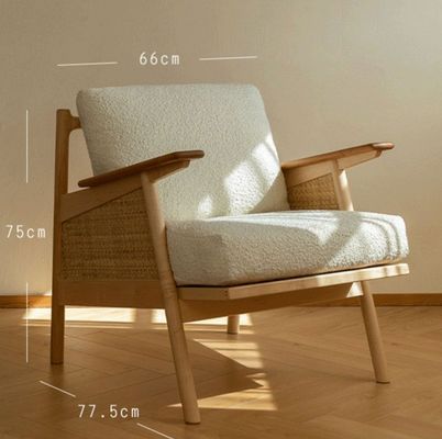 Zuhause Möbel Allgemein Nordic Lounge Holzsofa Stuhl mit Down-Feder-Kissen Naturgewebter Rattan Massivholz Stuhl