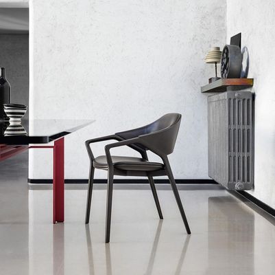 Nordic Design Moderne Massivholzleder Speisesaal Restaurantsessel in Weiß/Schwarz/Rotwein/Rot für robuste Sitzgelegenheiten 2023