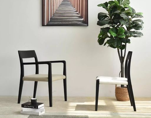 Home Möbel italienischer Stil Design Moderne Massivholz Stoff Polsterung Esszimmer Restaurant Stuhl für die Küche 2023