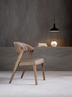 Esszimmermöbel italienischer Luxus moderner Design Holz-Café-Sessel Stapelstühle für anspruchsvolle Speisen