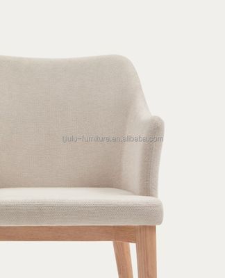 Zuhause Möbel Nordic Stoff Verkleidete Holz Luxus-Esstühle für Hotel Restaurant Bankett