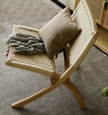 Hotel Wohnzimmermöbel Nordischer Stil Massivholz Freizeitstuhl mit Gewebter Schnur und Klappdesign