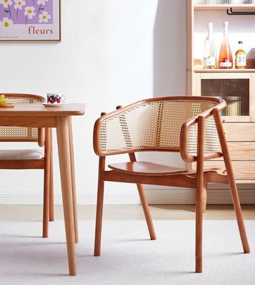 Robuste Nitrolacquer-Abschluss japanische Design Massivholz Rattan Esszessel für Restaurants und Esszimmer 2023