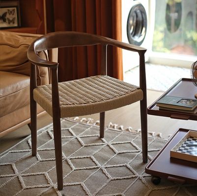 Zuhause Möbel Modernes nordeuropäisches Modell Gewebte Schnur-Esstühle mit Gummiholzrahmen