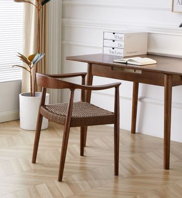 Zuhause Möbel Modernes nordeuropäisches Modell Gewebte Schnur-Esstühle mit Gummiholzrahmen