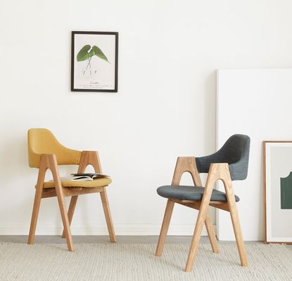 Moderne Gestaltung Holzrahmen Nordische Wohnmöbel Küche Polster-Esszimmer Stuhl Stoff für Hotel Restaurant