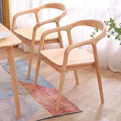 Moderne Pu-Leder Holzstühle Stühle für Hotel Wohnzimmer Möbel Esszimmer Stühle Massivholz Spezifischer Esszimmerstuhl