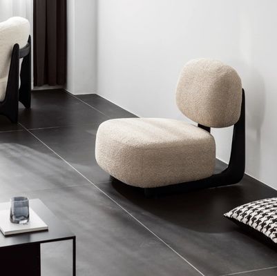 Massivholz Freizeit-Lounge Stoff Wohnzimmer Möbel Sofa Nordic Chair 50pcs Moderne Holzsofa Stuhl Polster Stuhl