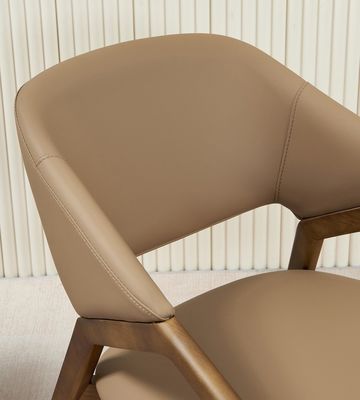 2023 Modern Design Massivholz PU Leder Esszimmer Armstuhl für Cafés Geben Sie Ihrem Restaurant Charme