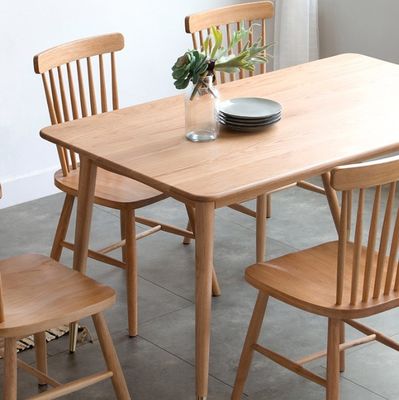 Standfestes Design, modernes einfaches Design, amerikanische Walnussfarbe, Massivholz-Esstisch, Sitz