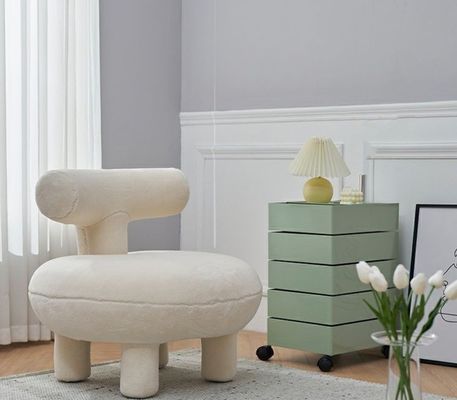 Sofa aus Massivholz in modernem nordischen Lammwollstil für Warte- und Esszimmer