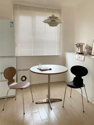 Hohe Holztische Cocktailbar Esstisch Klapptisch mit Massivholzveredelung Nitrolacquer