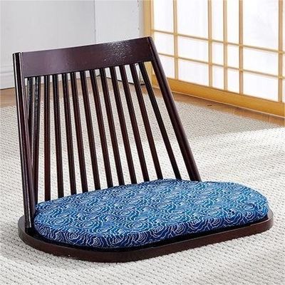 Massivholz-Esstuhl mit natürlichen Fußbodensitzungen und modernem Tatami-Sitzrückendesign